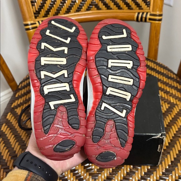 Jordan 11 Low Bred 11C 505835-012 - Picture 6 of 7